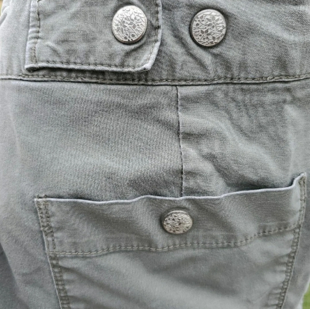 Dockers capri pants
